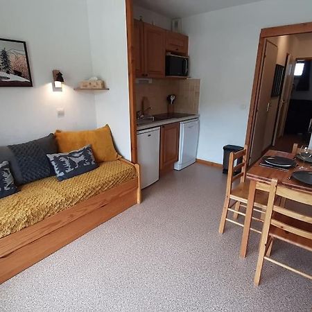 Superbe Appartement La Joue Du Loup Centre, 6 Personnes, Avec Parking Prive Ле-Деволюї Екстер'єр фото