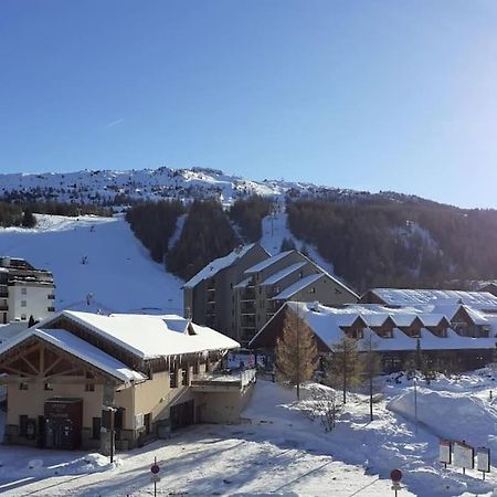 Superbe Appartement La Joue Du Loup Centre, 6 Personnes, Avec Parking Prive Ле-Деволюї Екстер'єр фото