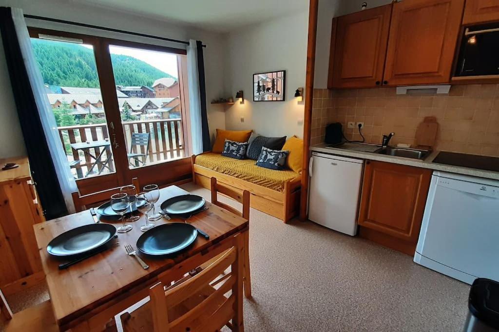 Superbe Appartement La Joue Du Loup Centre, 6 Personnes, Avec Parking Prive Ле-Деволюї Екстер'єр фото